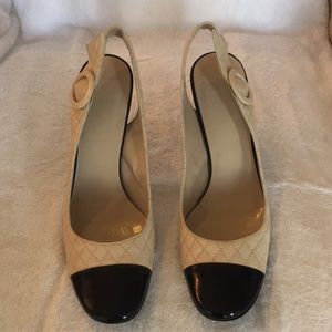 2-toned Desert Sand/Black Patent Slingback Pumps